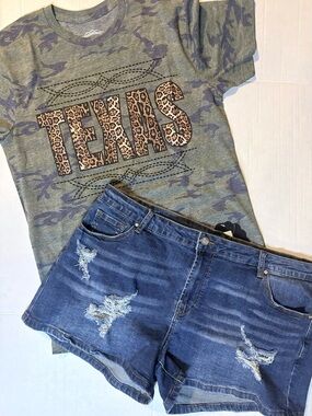 Texas Leopard Print Graphic Tee - Olive Camo Short Sleeve